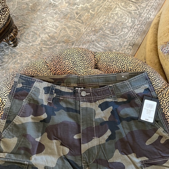 Nwt Mens Csg Jungle Camo Cargo Shorts 